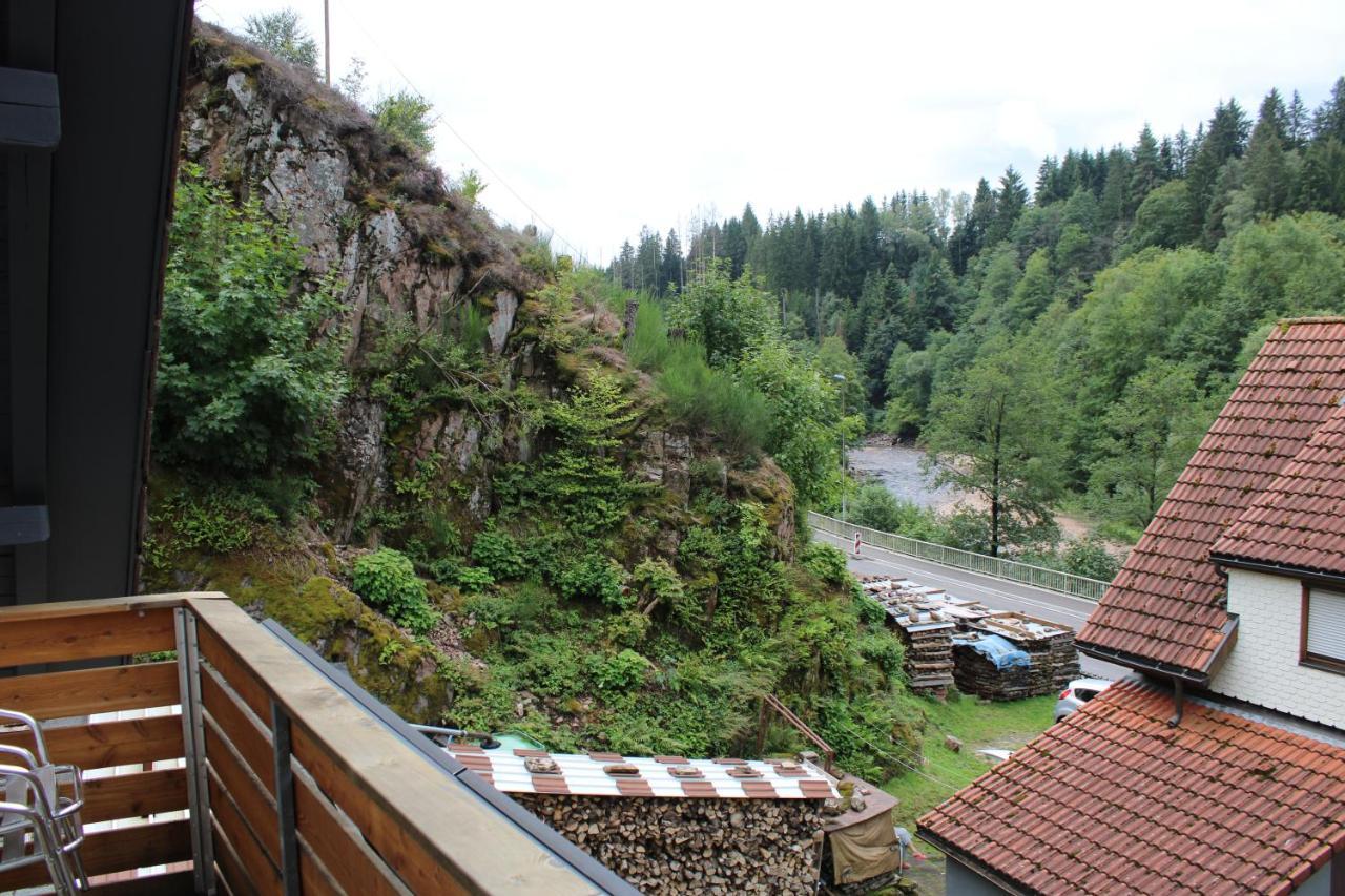 Ferienhaus Rauhfelsen 바이에르스브론 외부 사진