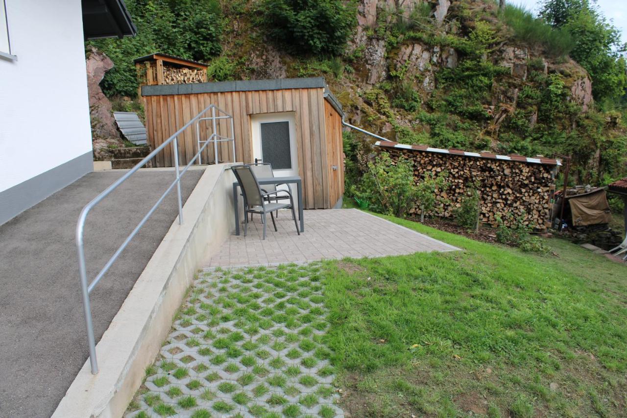 Ferienhaus Rauhfelsen 바이에르스브론 외부 사진